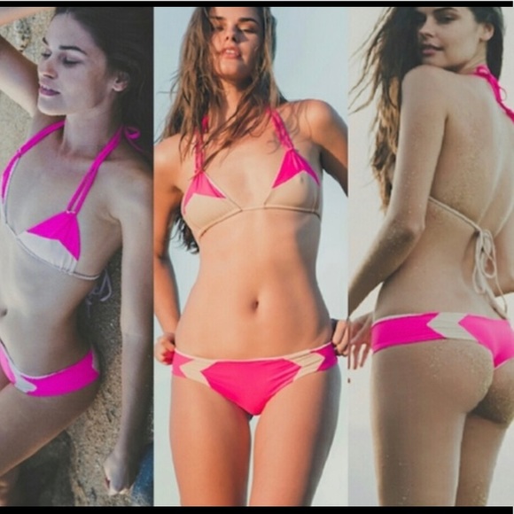 Acacia Set Uns top, Mentawai Bottom! - Picture 2 of 12